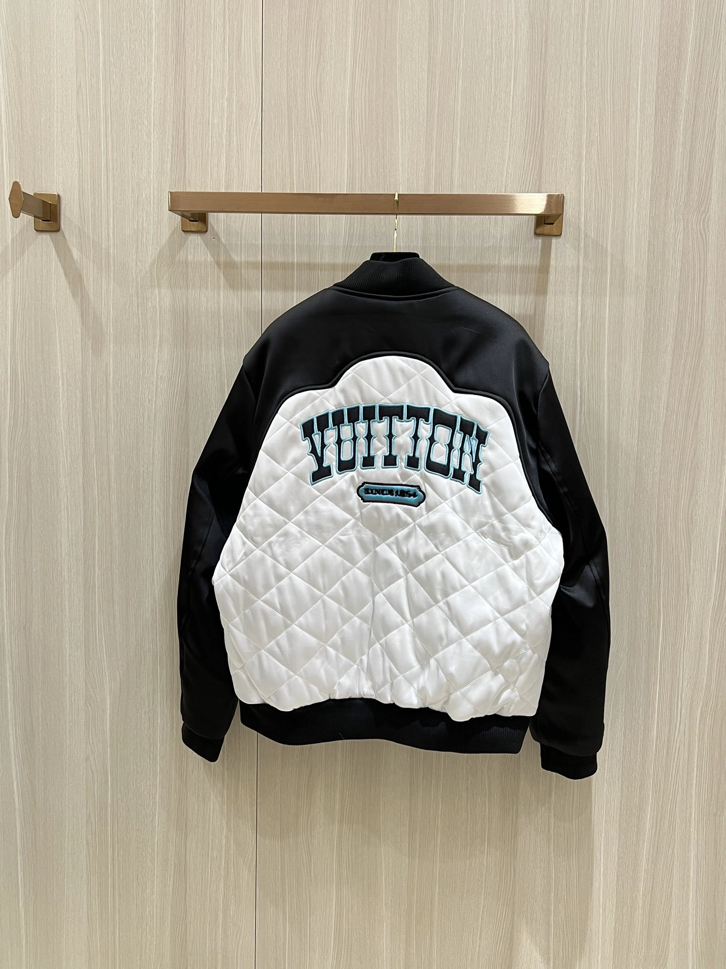 wg.luxury-- 8V embroidery item:D-F000K1423